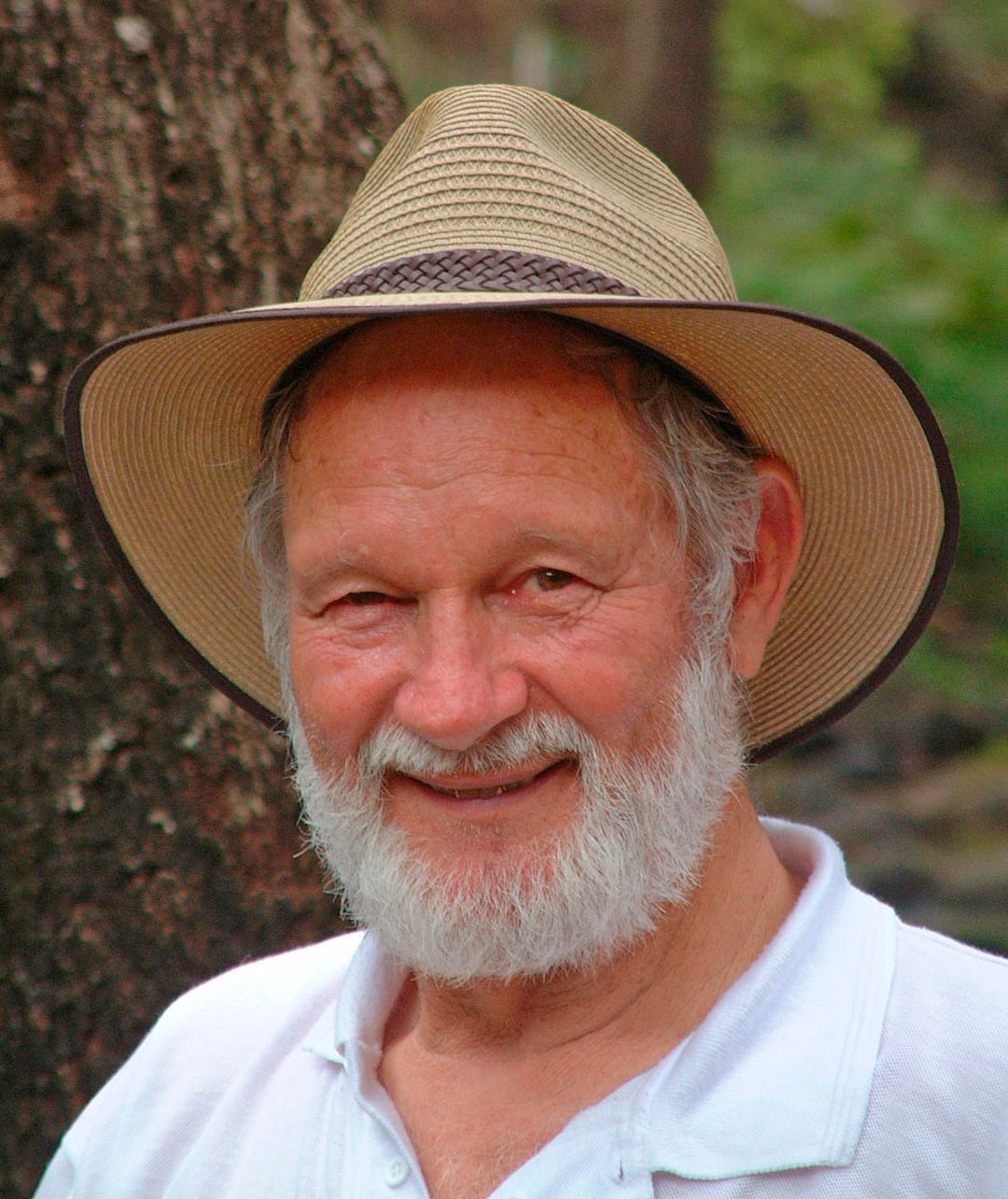 Portrait of artist Ron Marshall